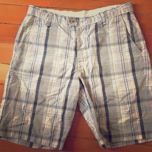 Club Monaco Shorts - size 32